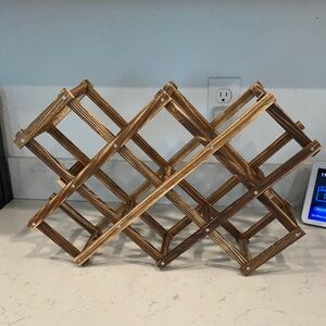 Expandable Wooden Wine Rack